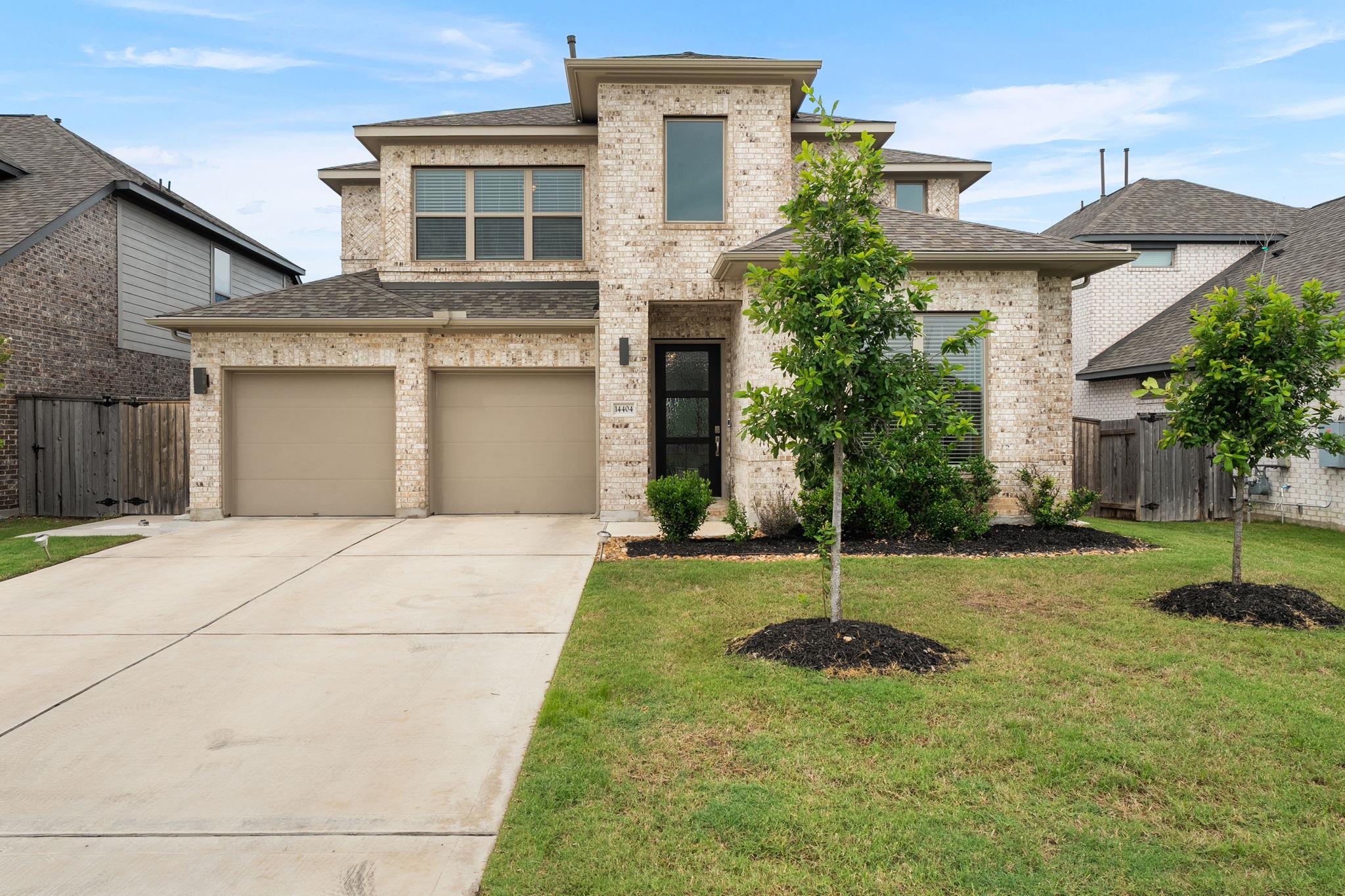 14404 Kira LN