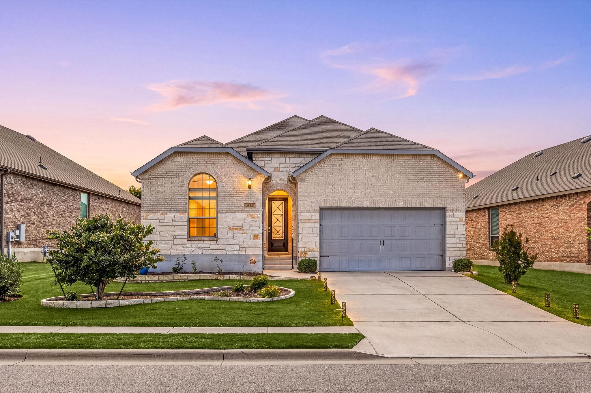 6633 Verona PL