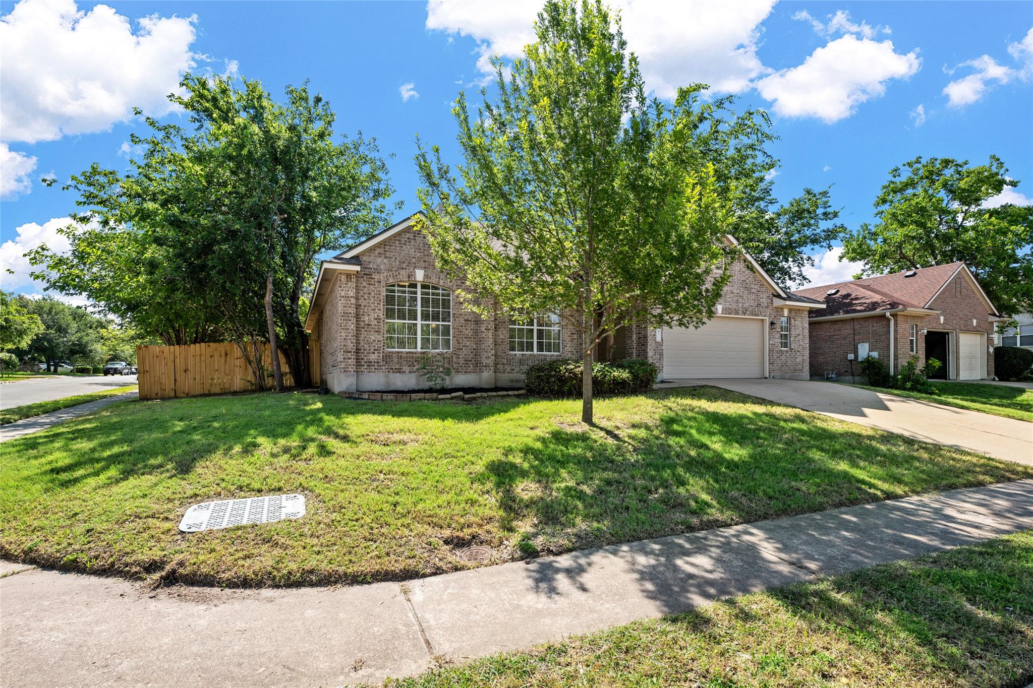 2212 Speidel DR