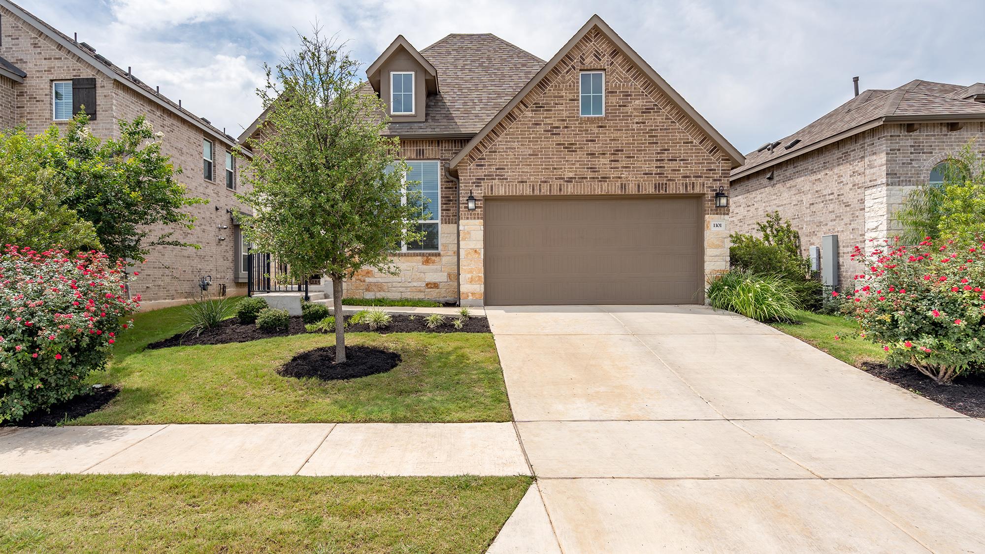 1101 Sendero TRL