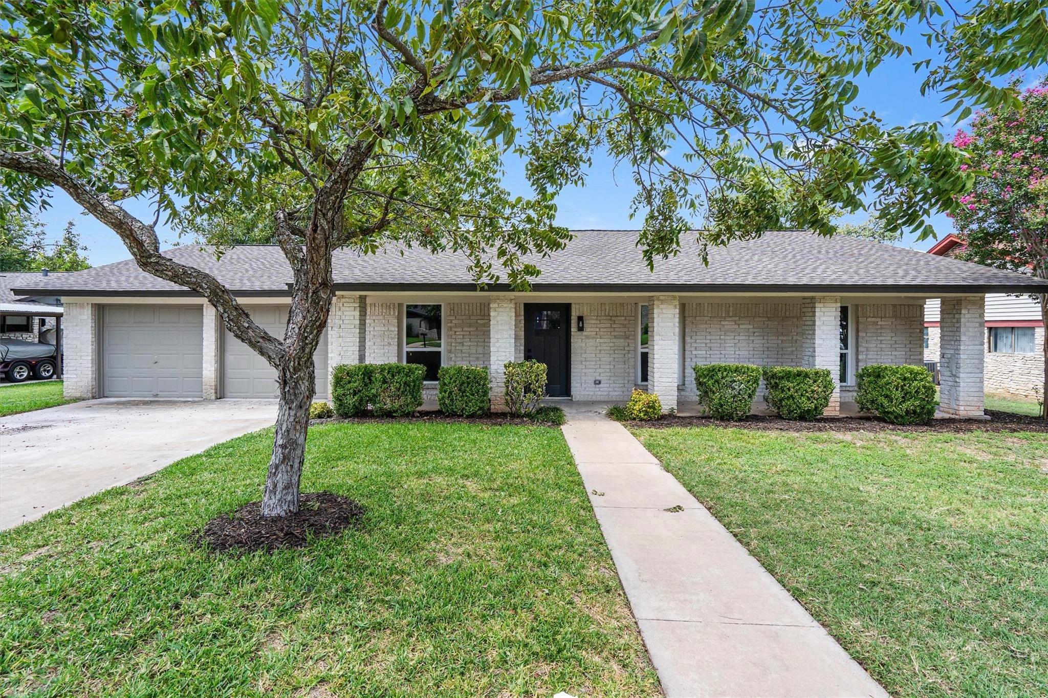 1700 Deep Wood DR