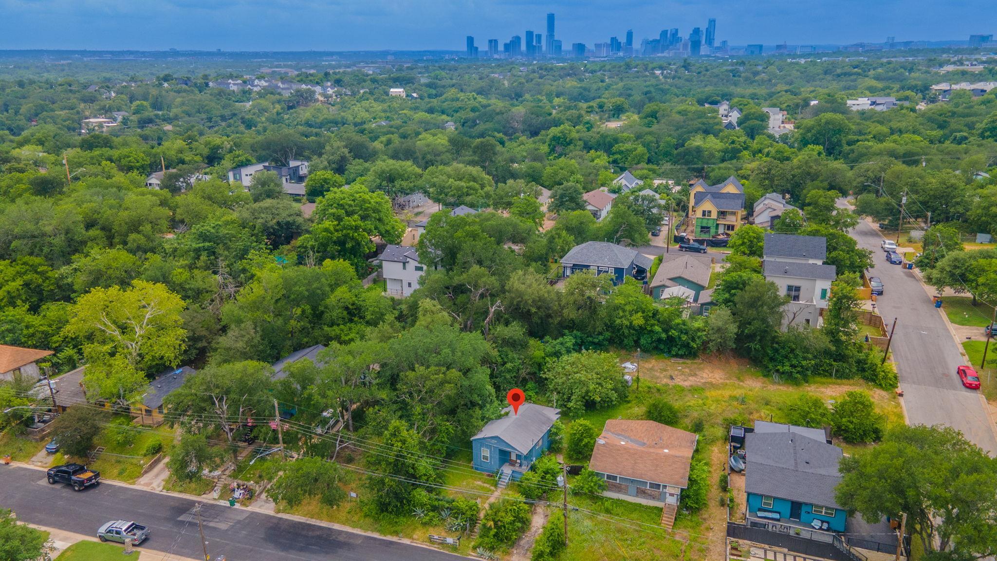 1408 Luna ST