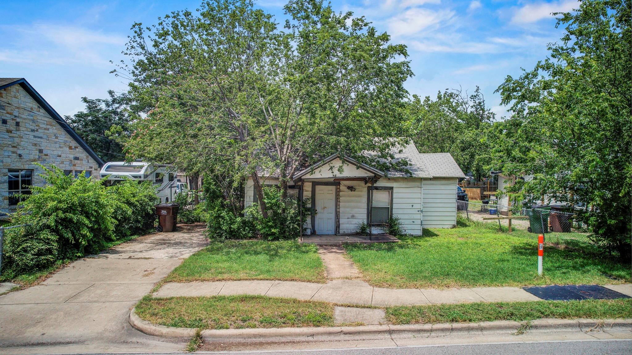 308 Austin Ave