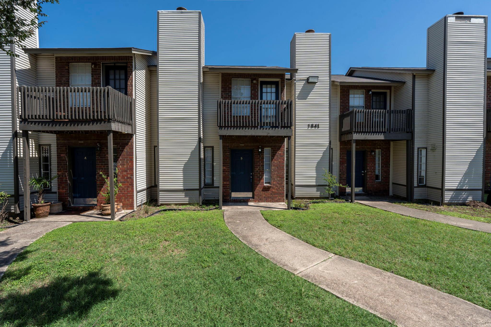 1841 River Crossing CIR
