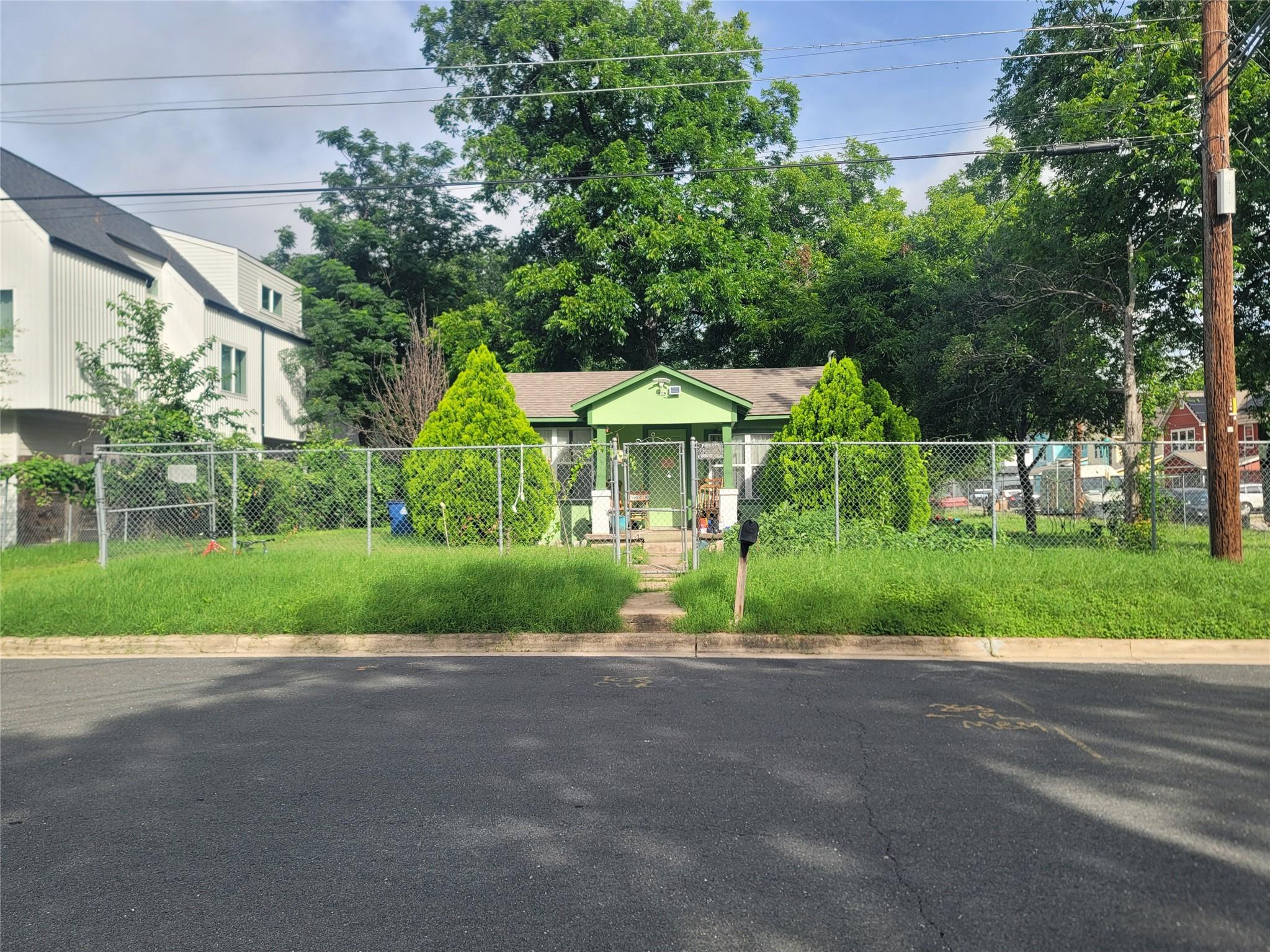1104 Brass ST