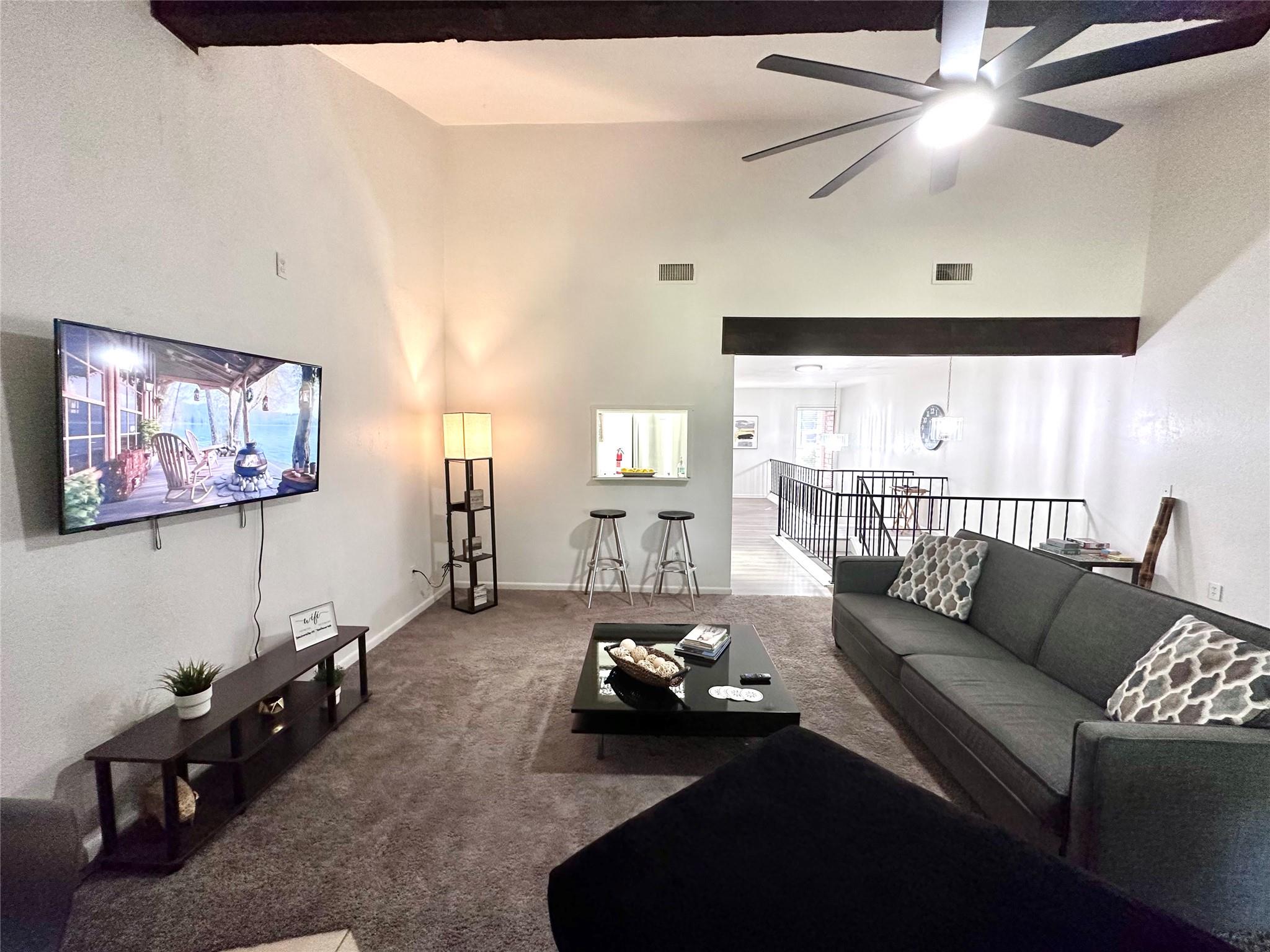 18801 Hogan CIR