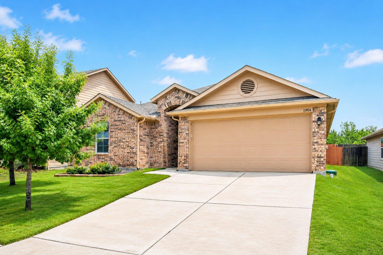 11904 Jamie DR