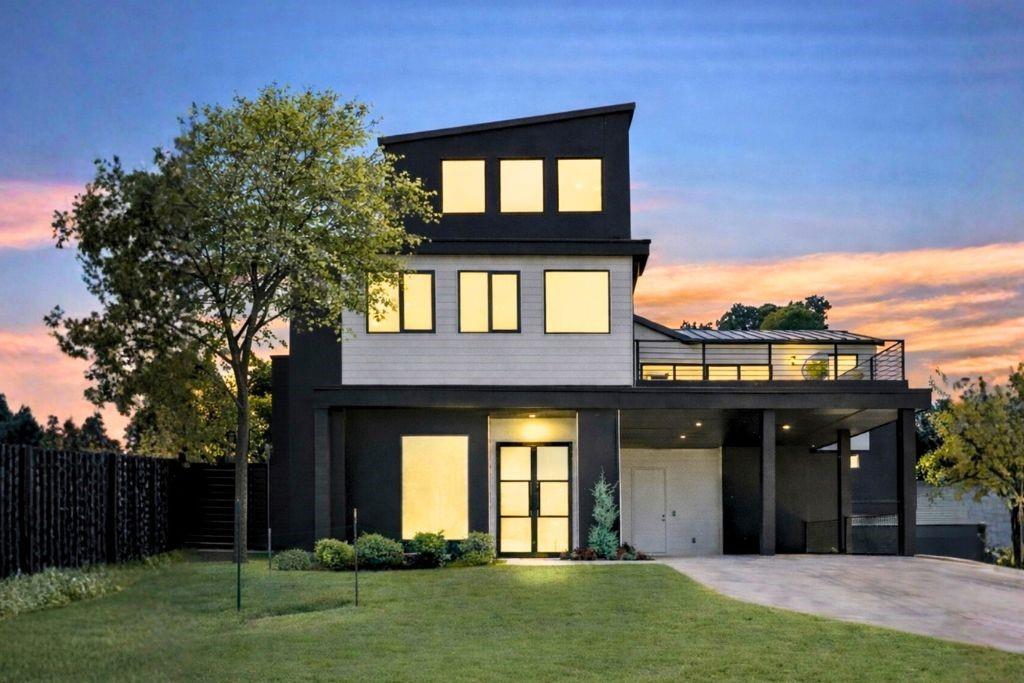2303 Westworth CIR