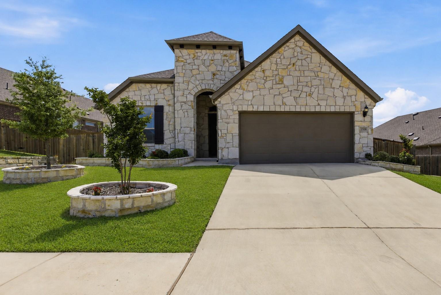1509 Ridge Runner DR