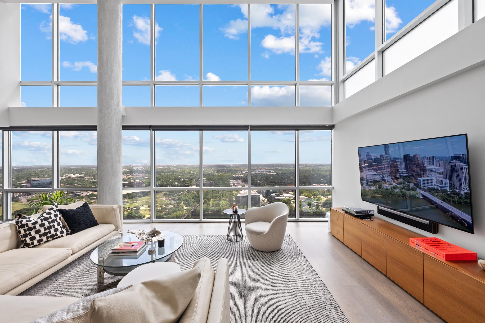 300 Bowie ST