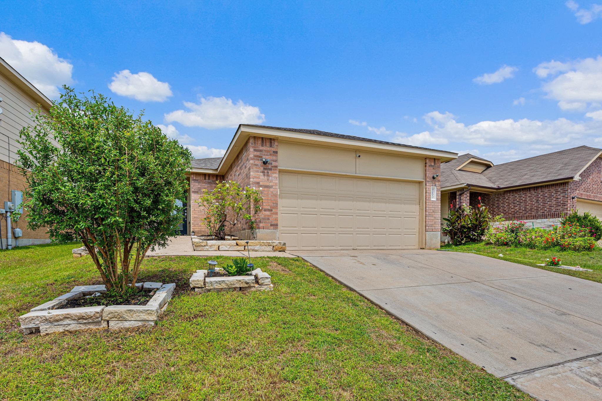 9000 Southwick DR