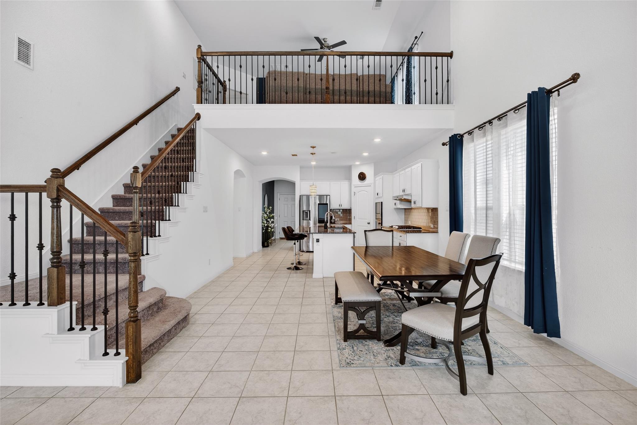 217 Sand Lily LN