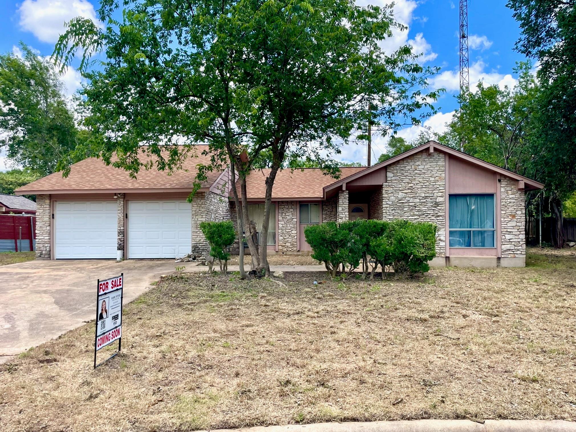2304 Shelby Oak LN
