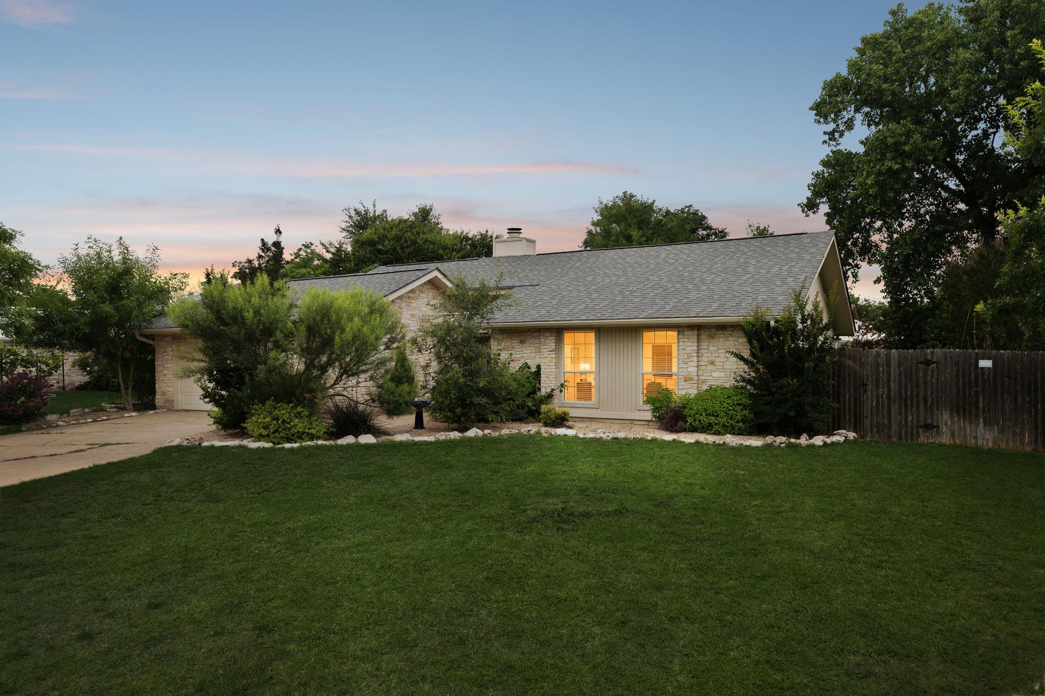10504 Wagon Gap DR