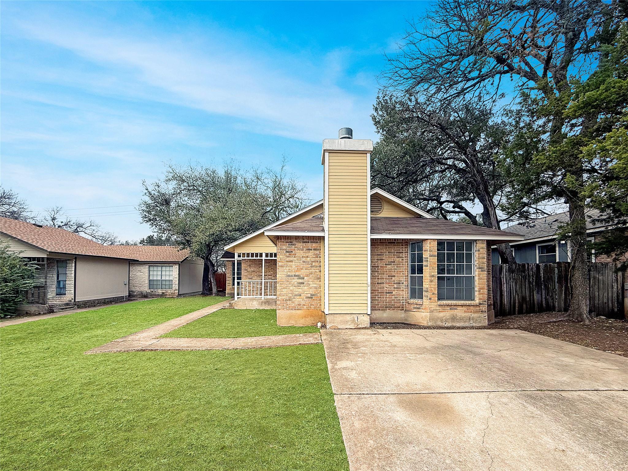 9622 Sugar Hill DR