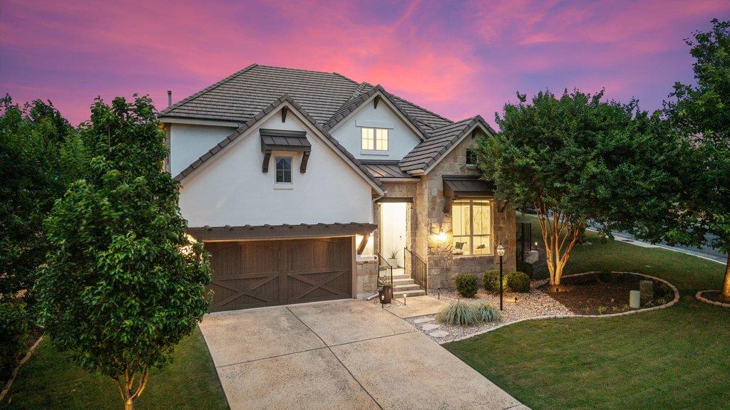 201 Maxwell WAY