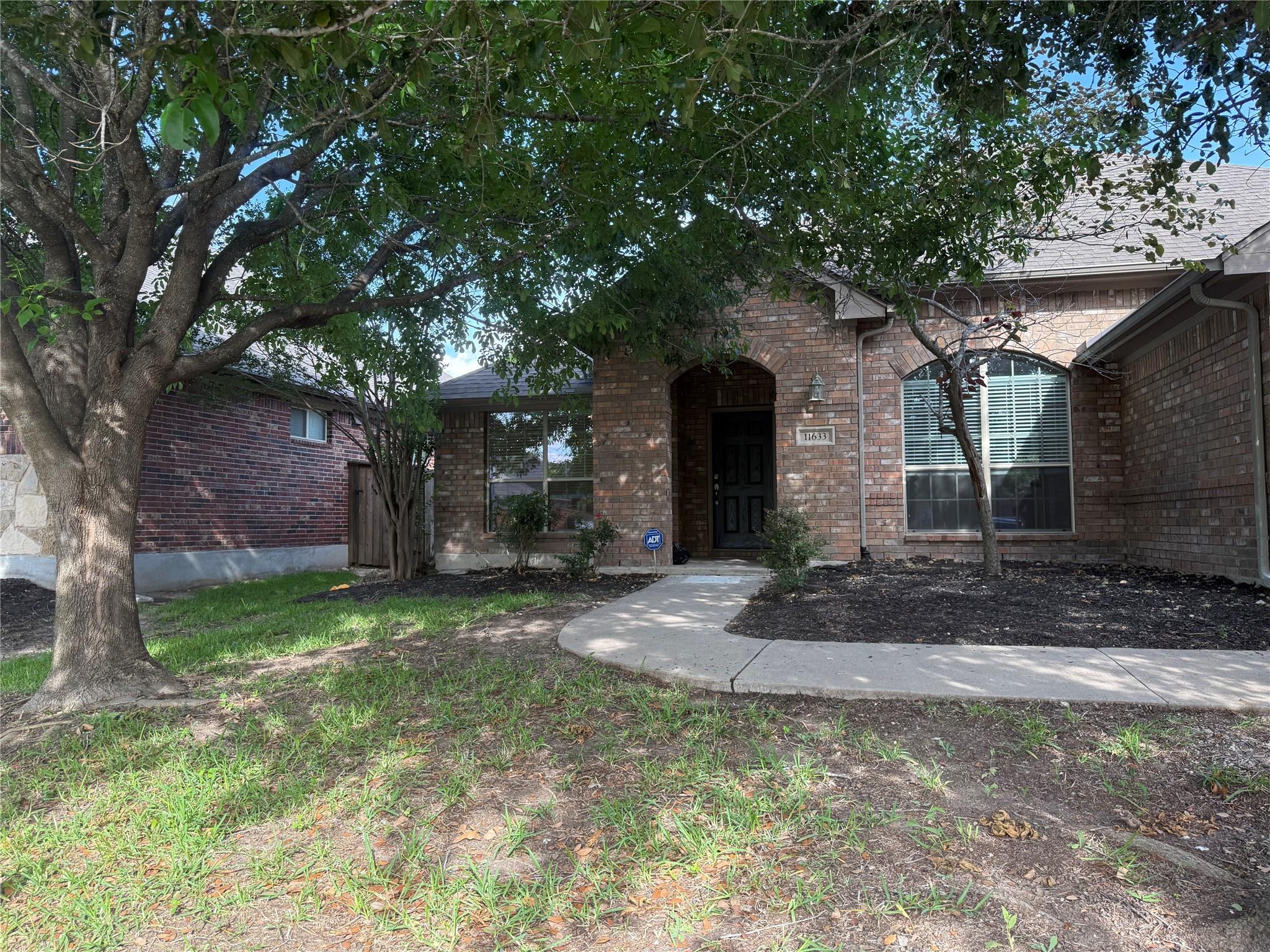 11633 Sun Glass DR