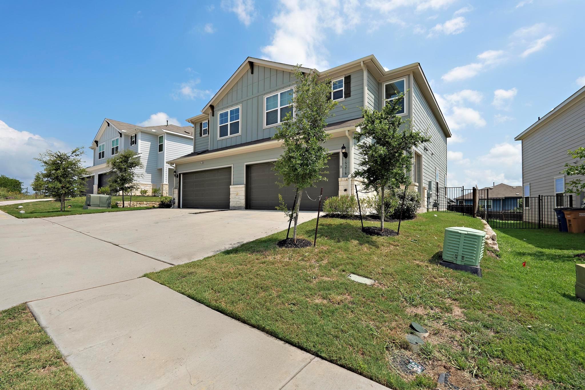 15216B Sweet Mimosa DR