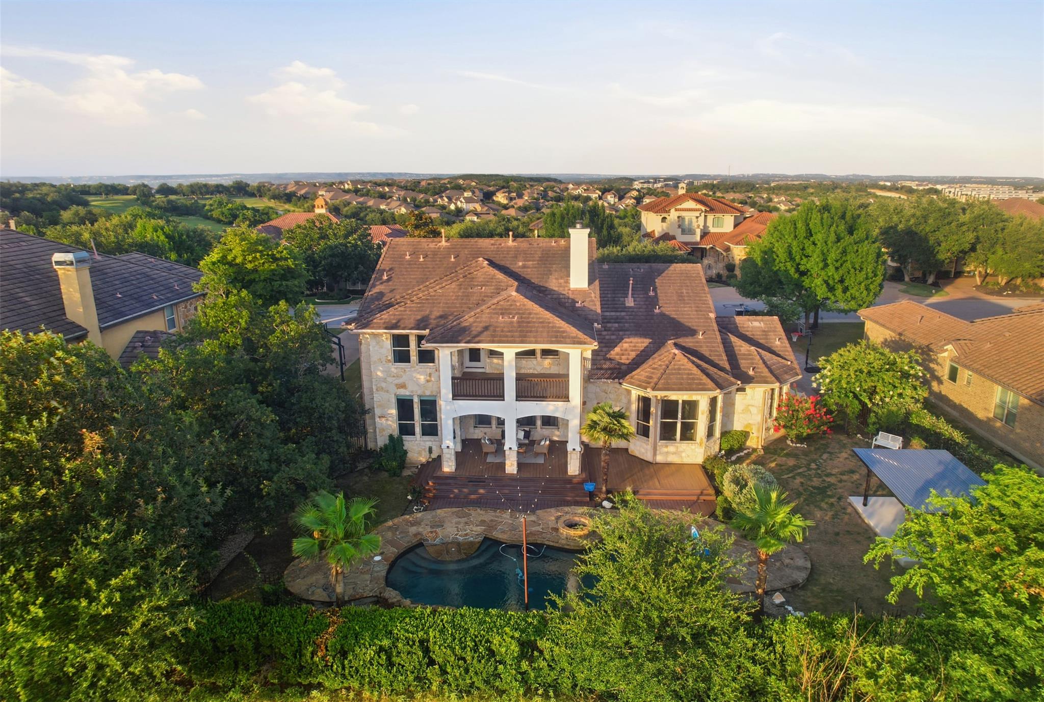 4100 Sugarloaf DR