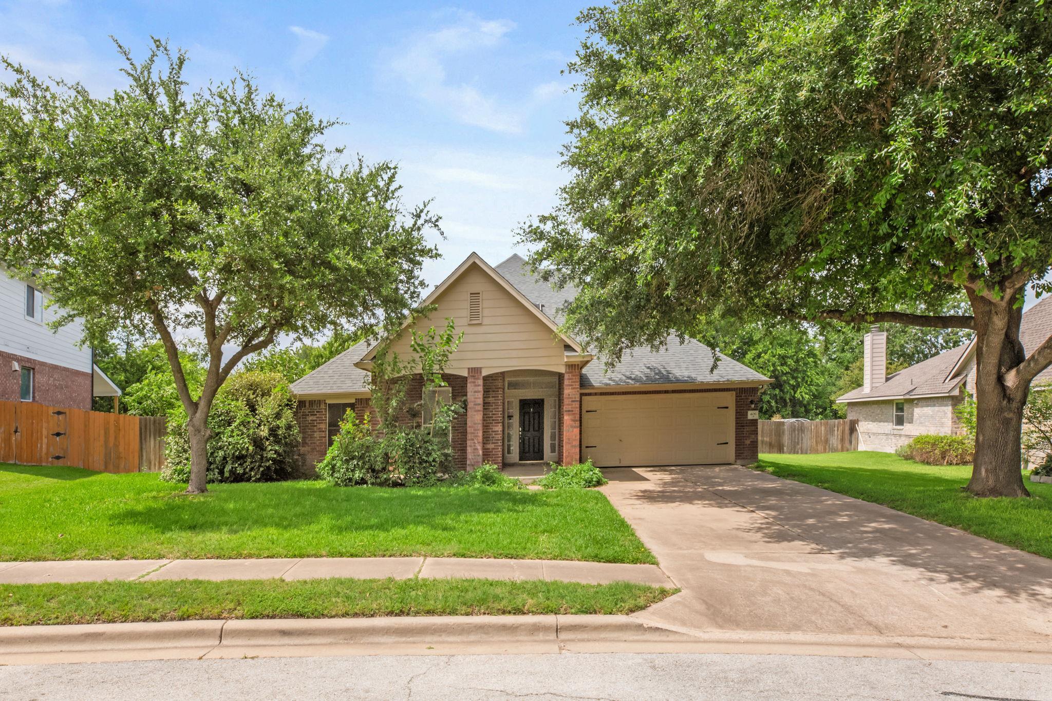 406 Bellaire Oaks DR