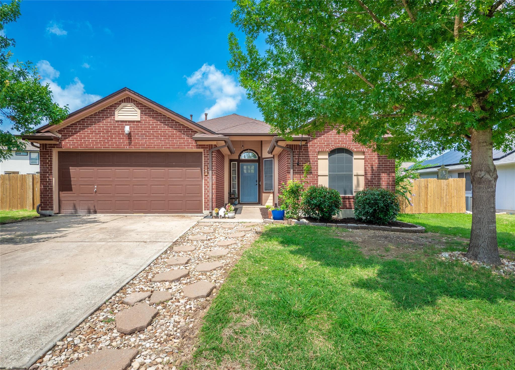 105 Dogwood DR
