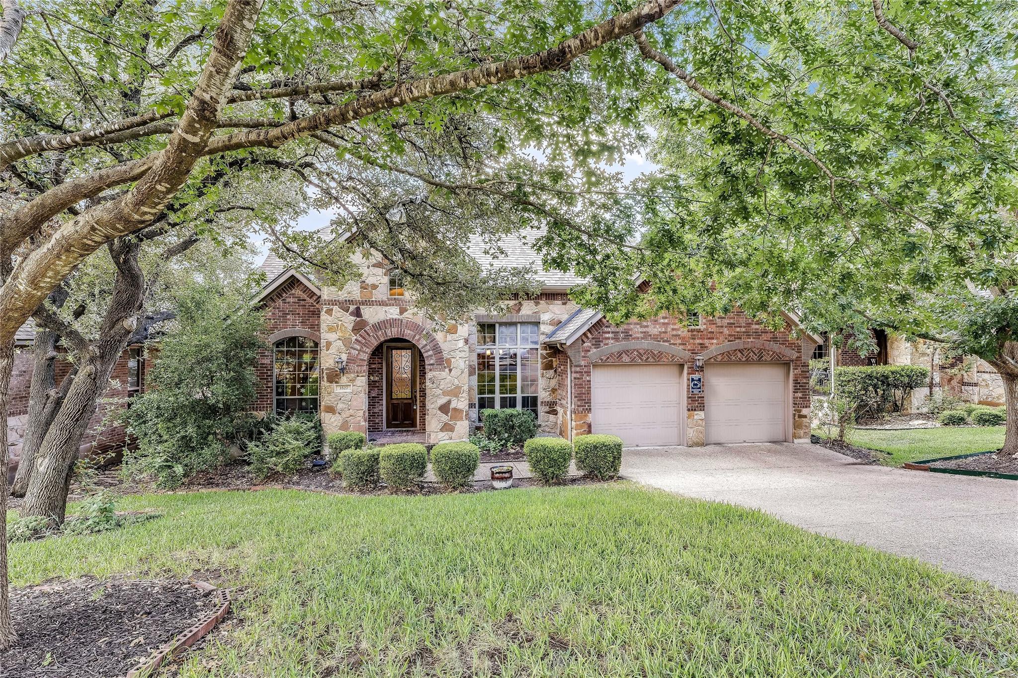 3527 Alexandrite WAY