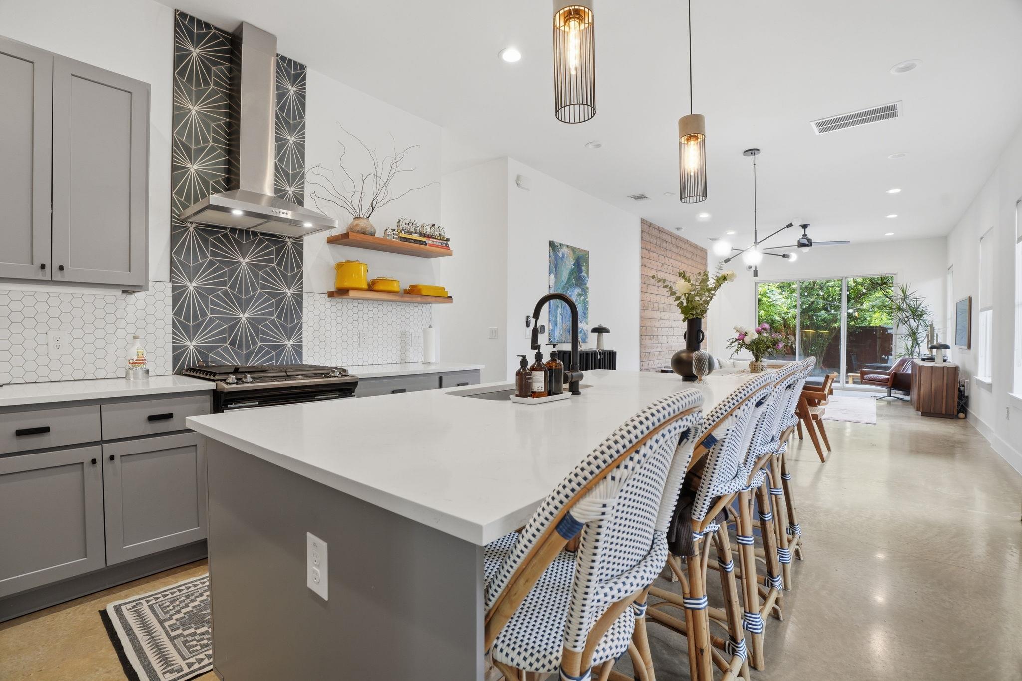 4609 Sara DR