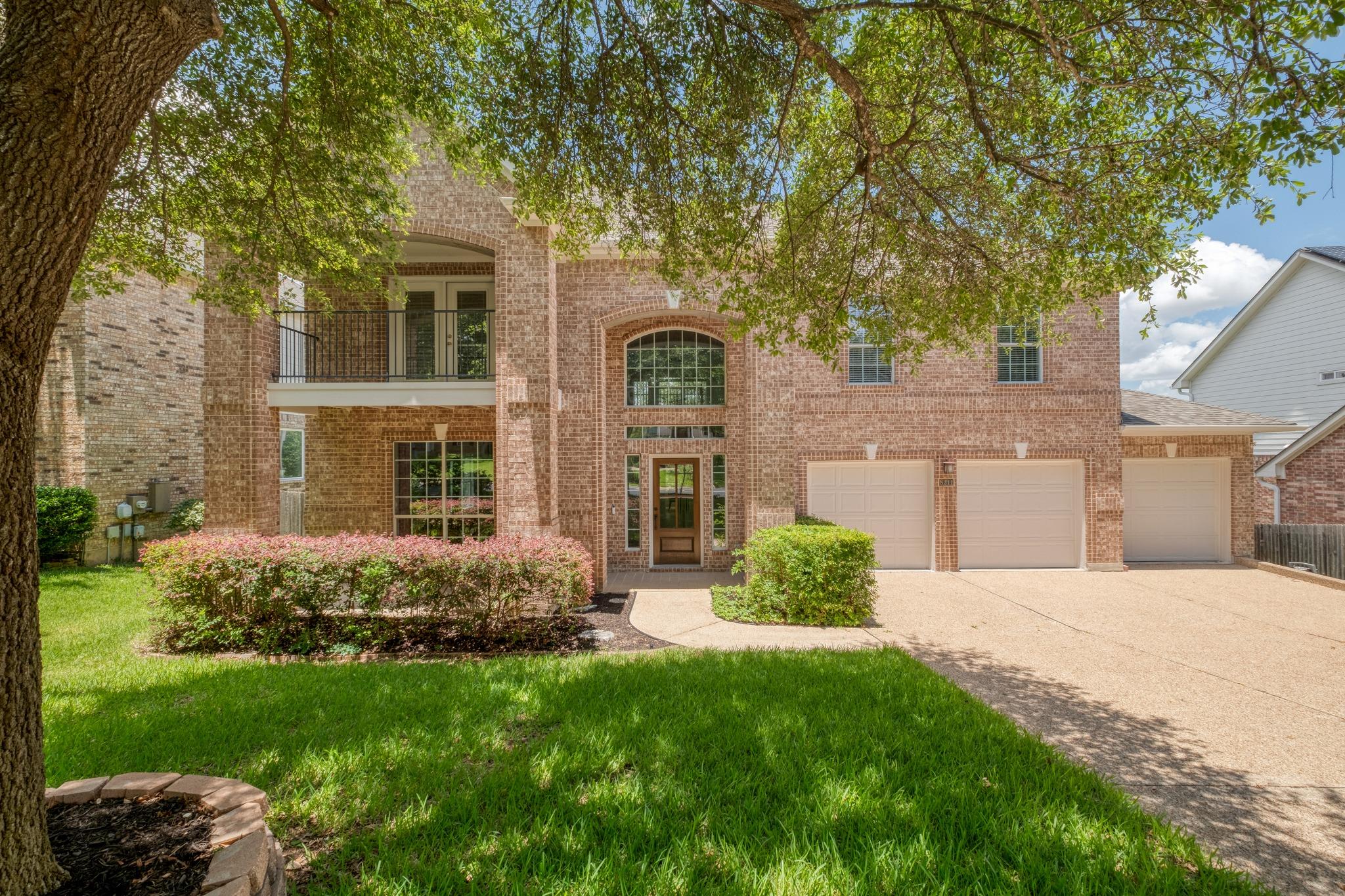 8311 Lofty LN