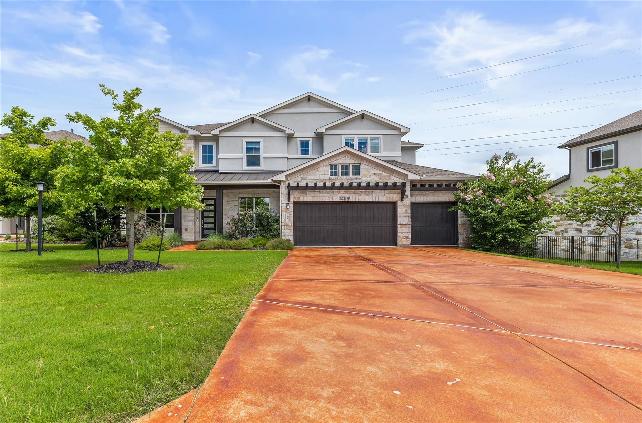 605 Gunison DR