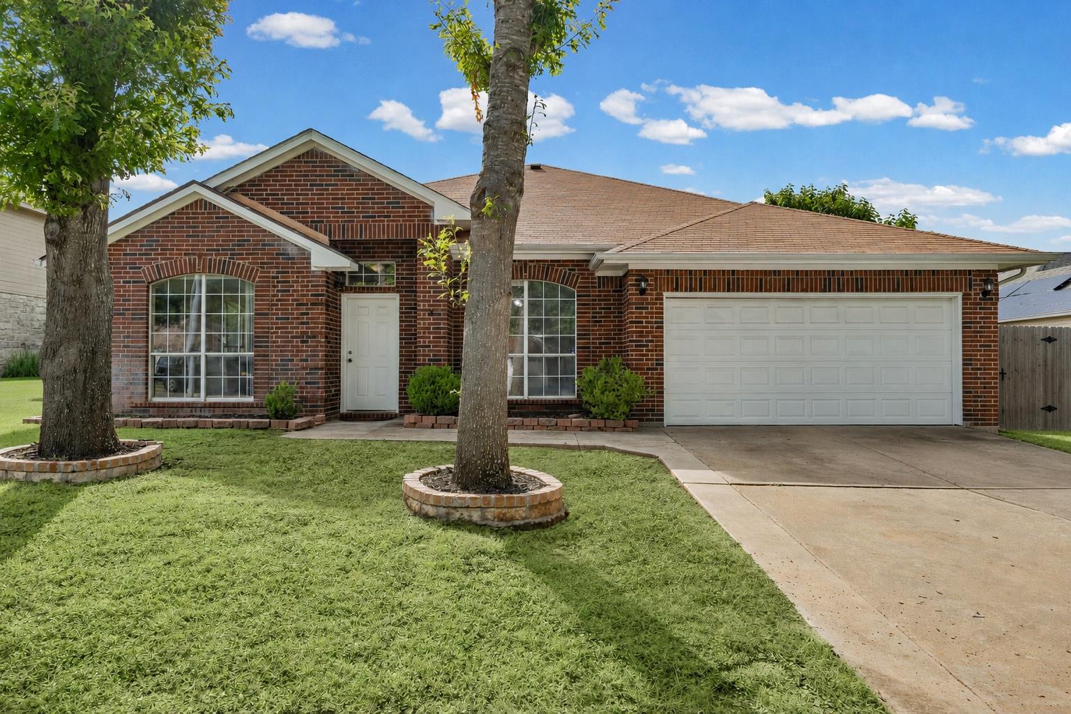 801 Brown DR
