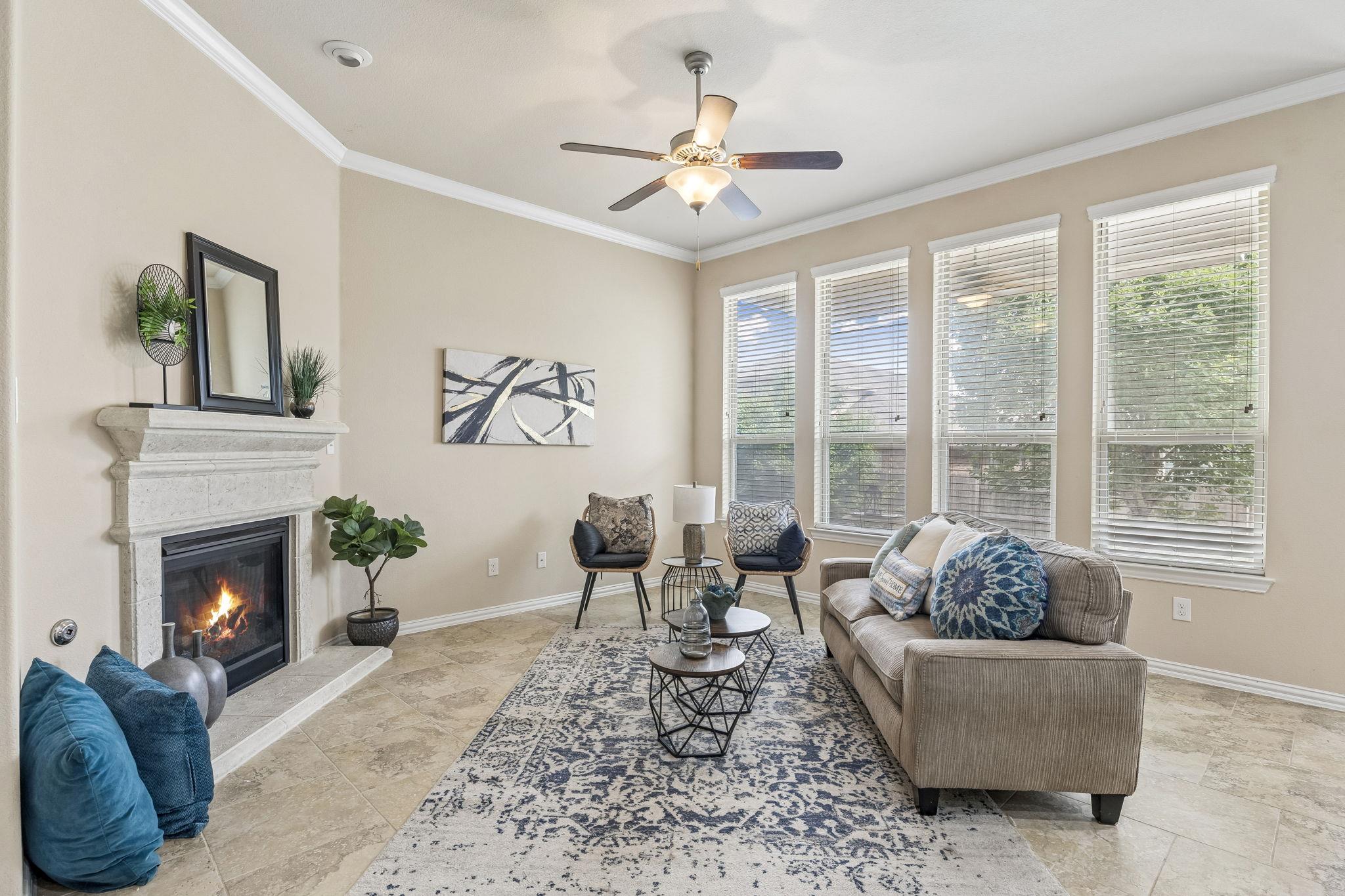 2509 Dillon Pond LN