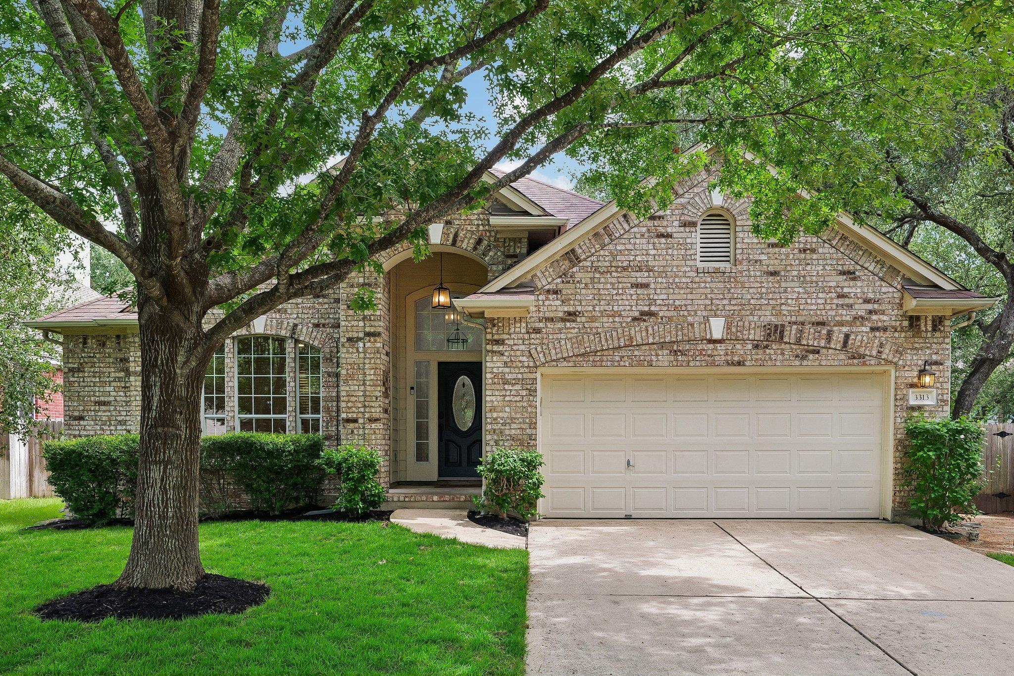 3313 Burks LN