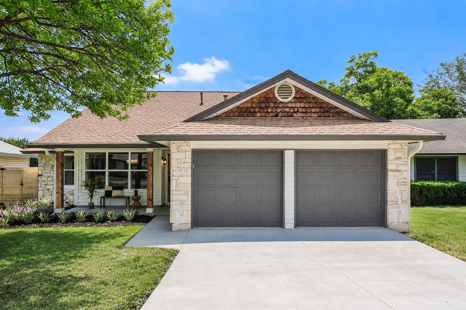 9911 Woodshire DR