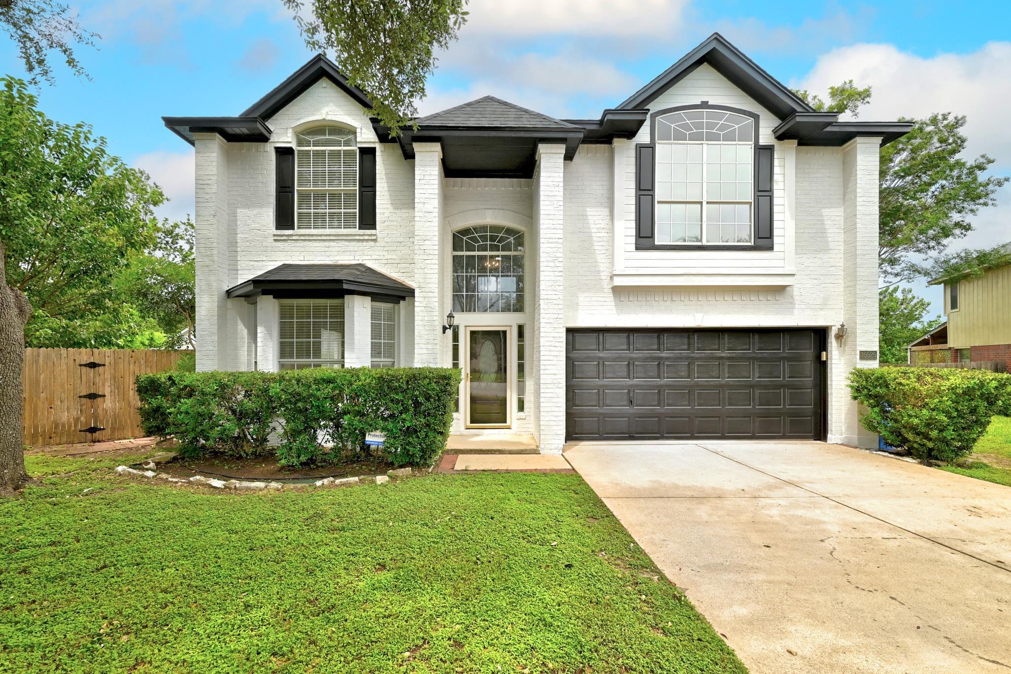 15525 OZONE PL