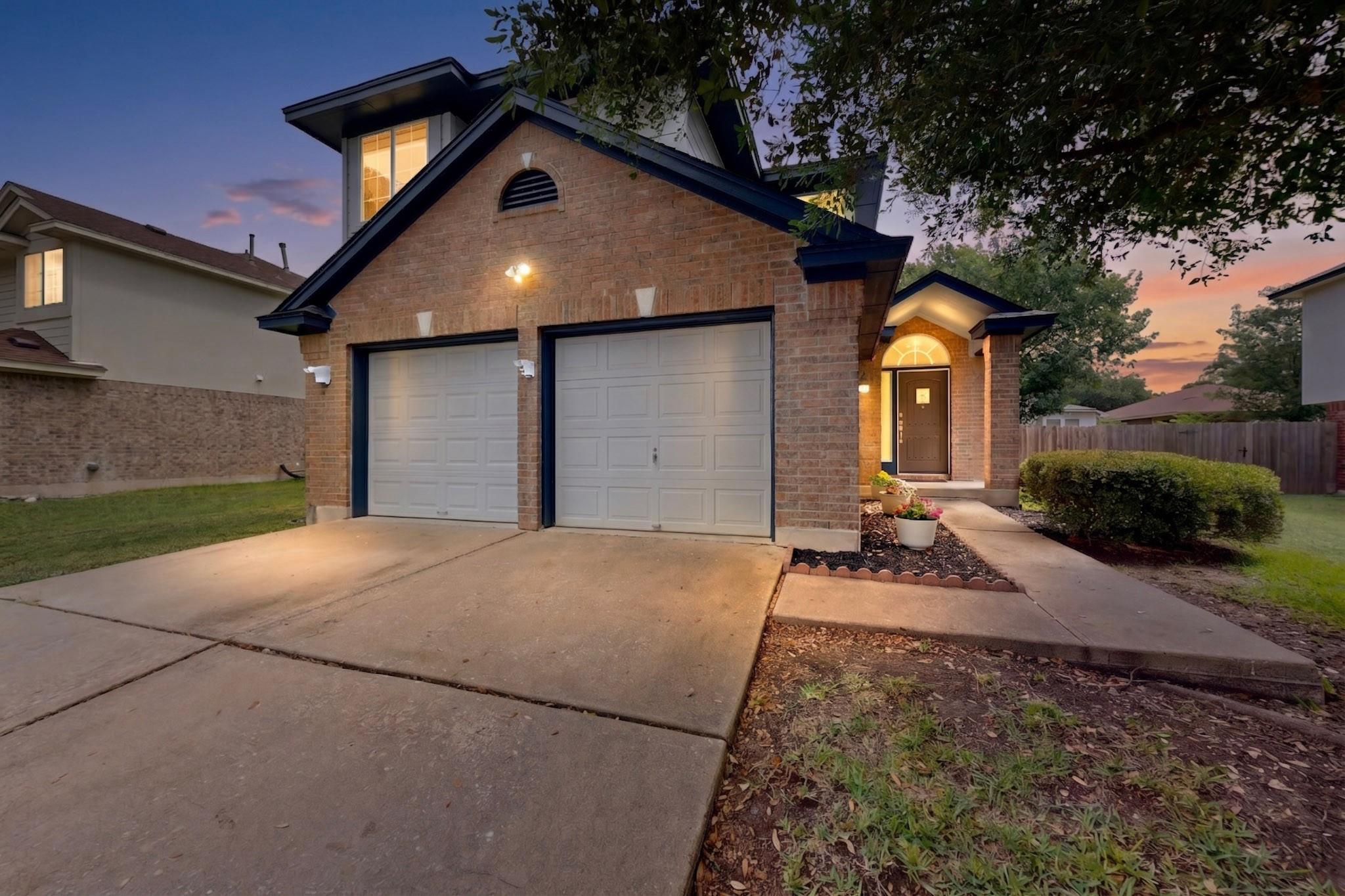 1618 Mentone DR