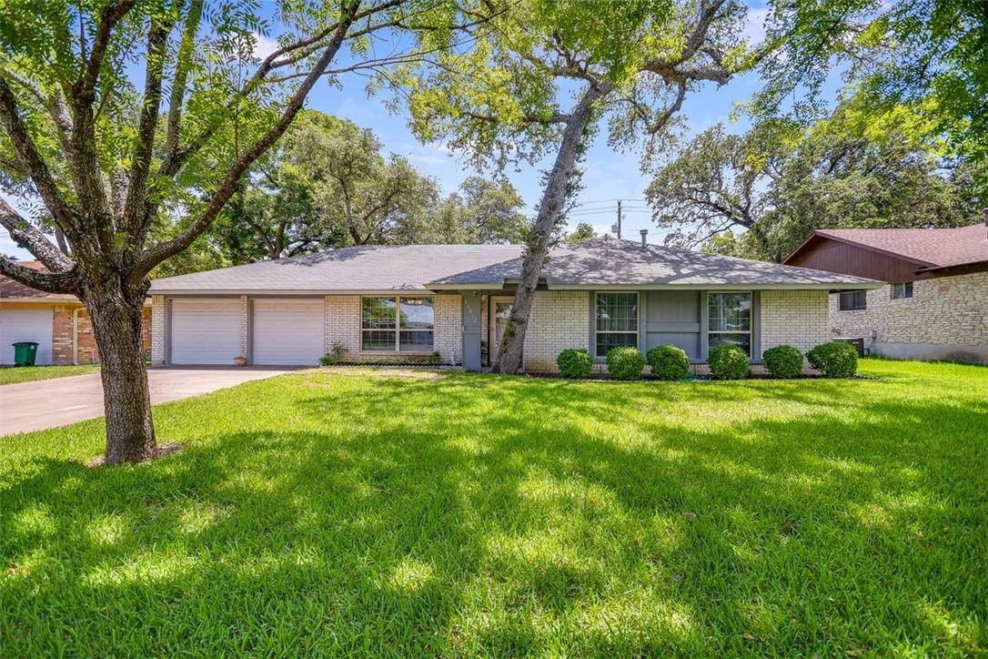 11012 Alhambra DR