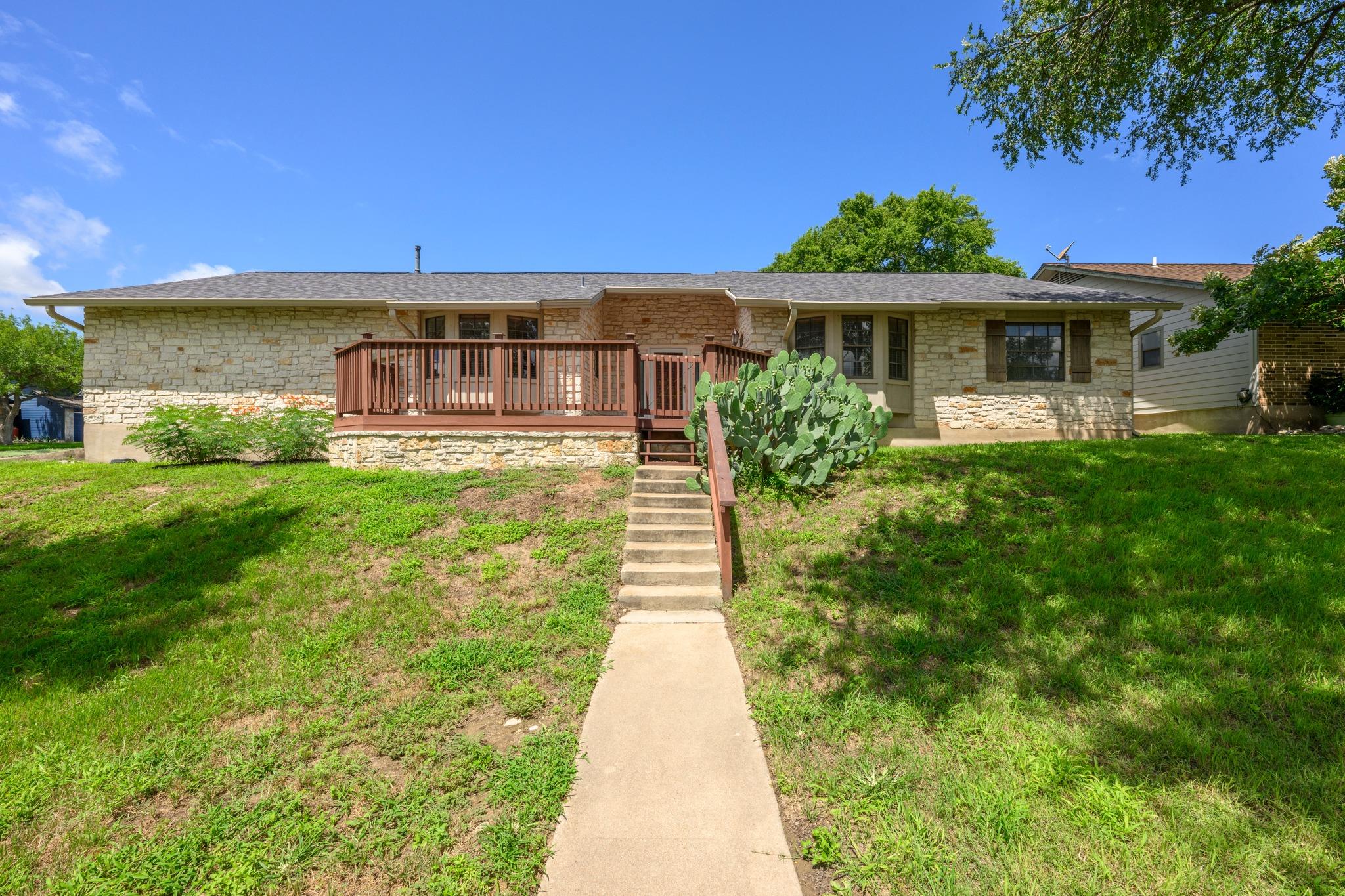 7210 Smokey Hill RD