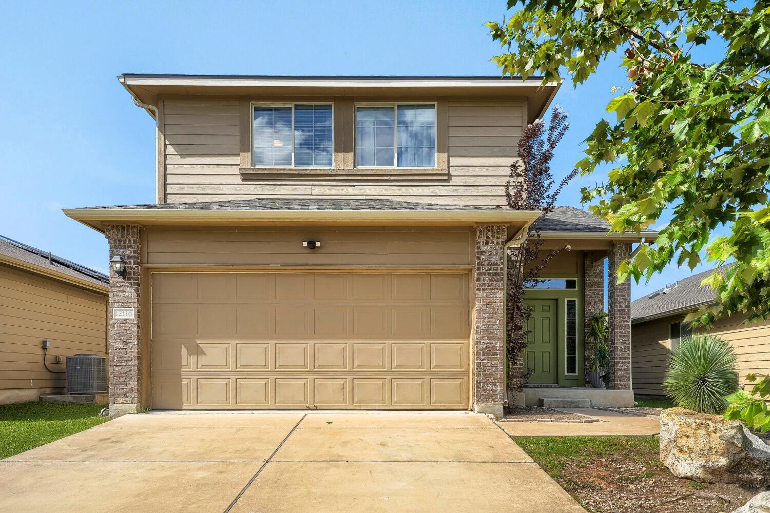 12116 Walter Vaughn DR