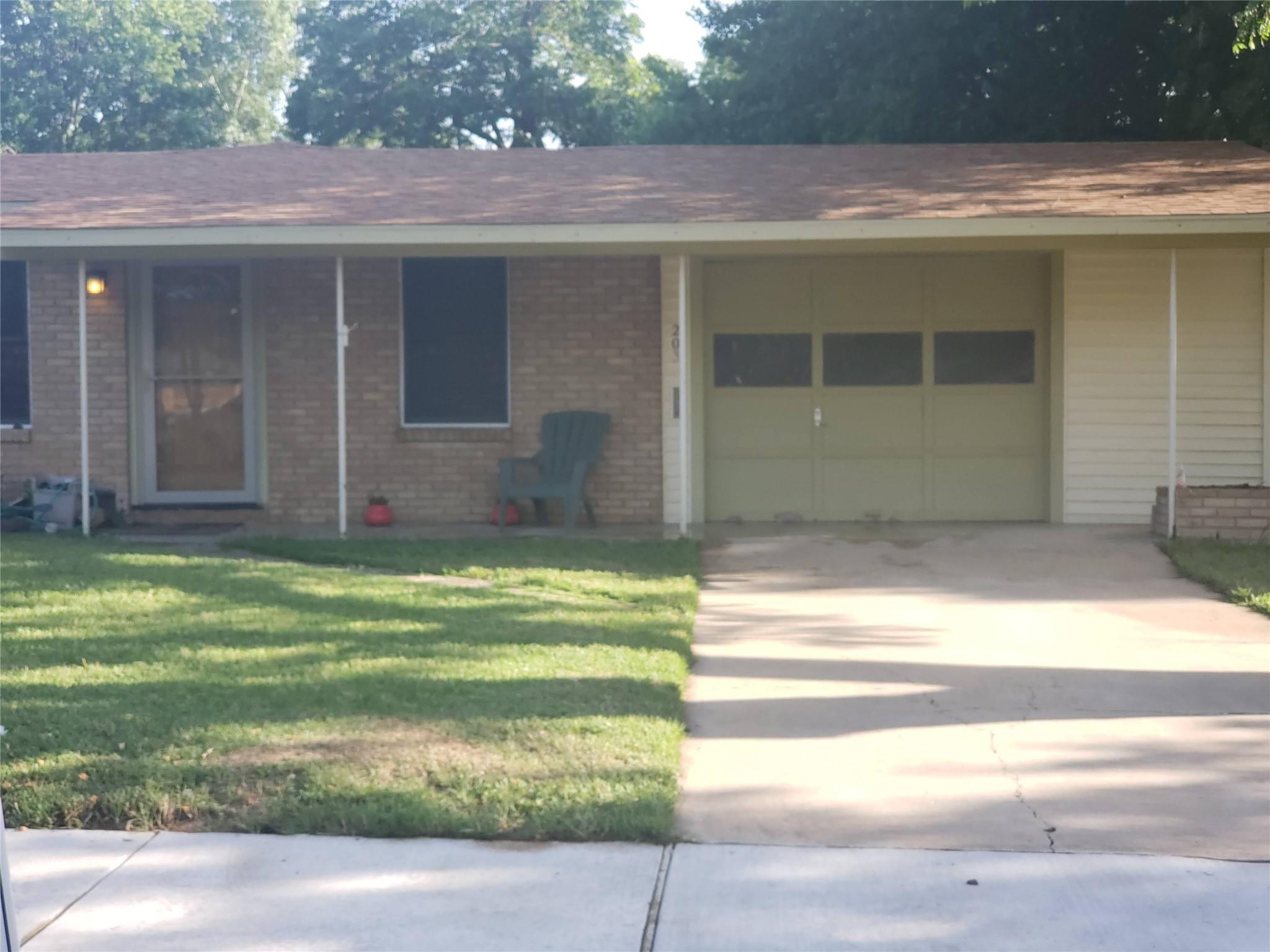 203 Odell ST