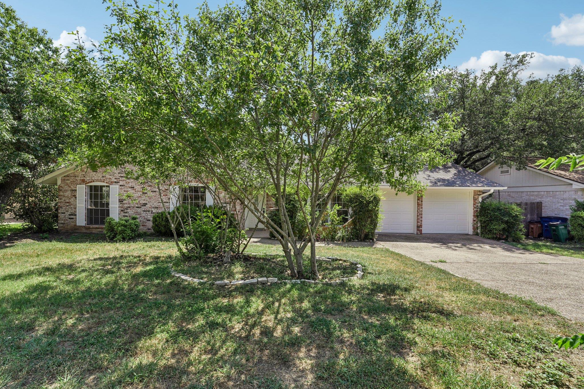 11307 Alhambra DR