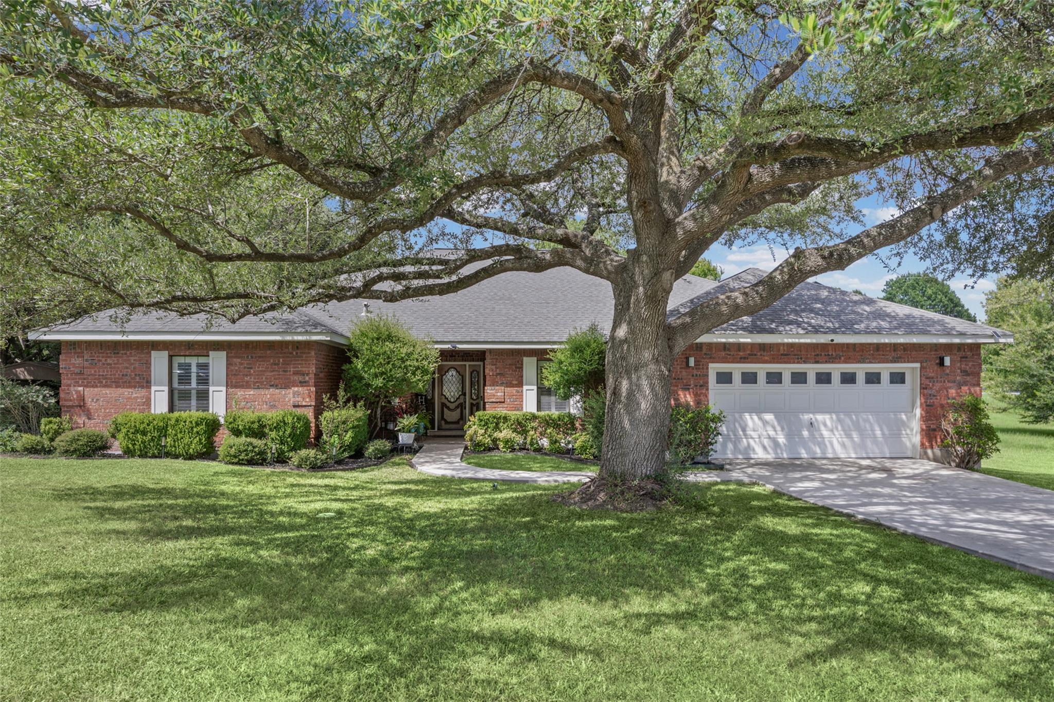 2000 Spinel RD