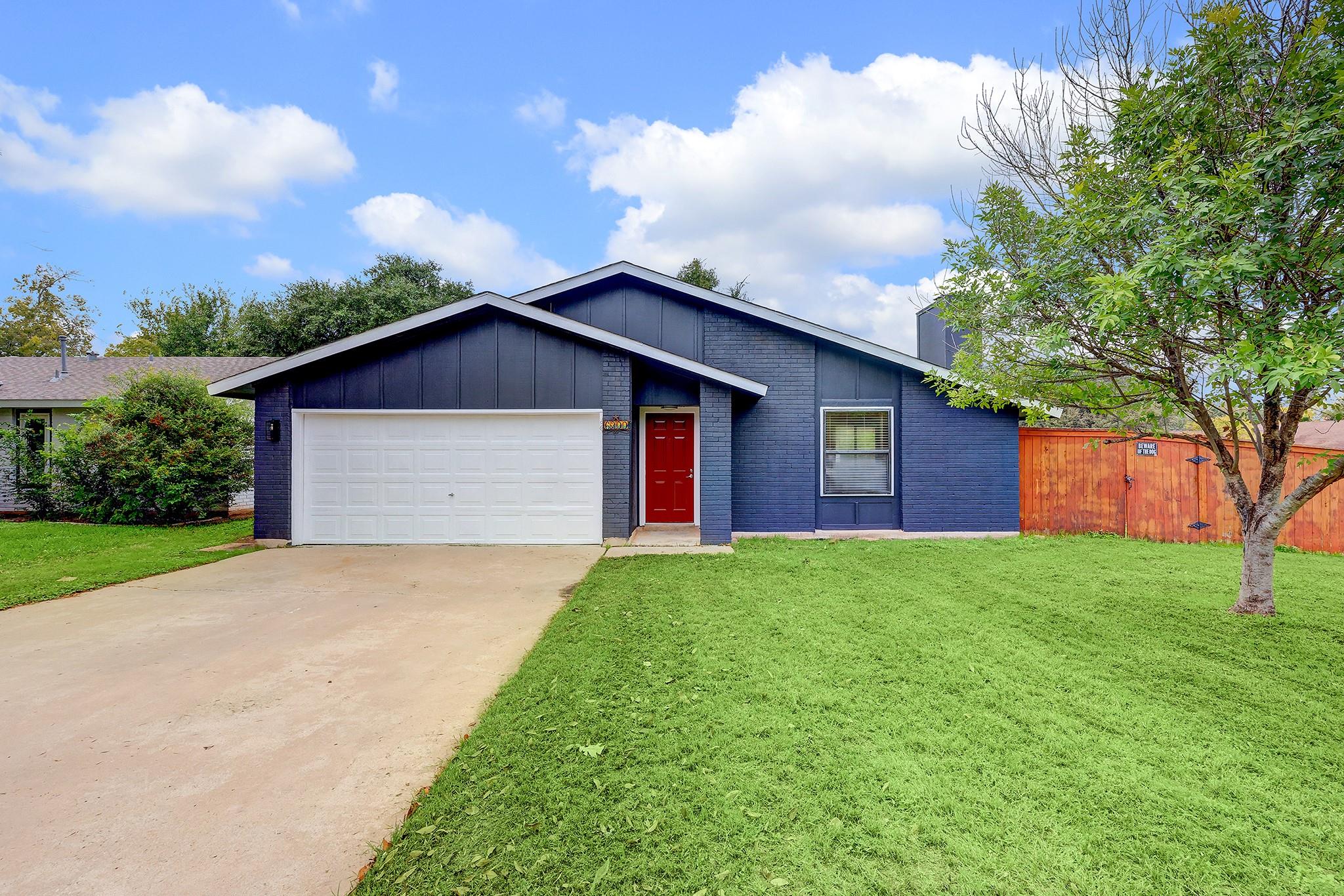 6300 Capriola DR