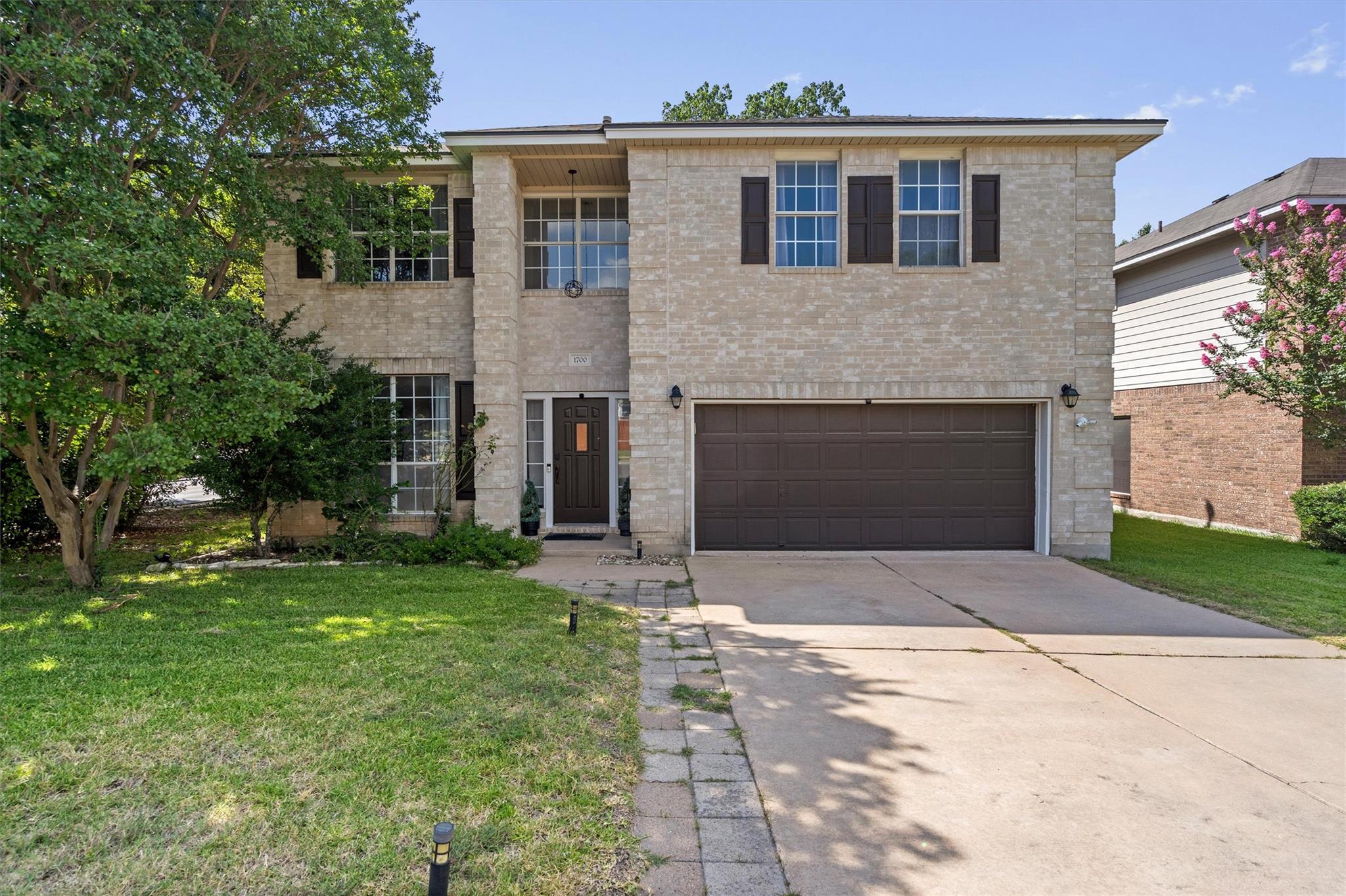 1700 Fort Grant DR