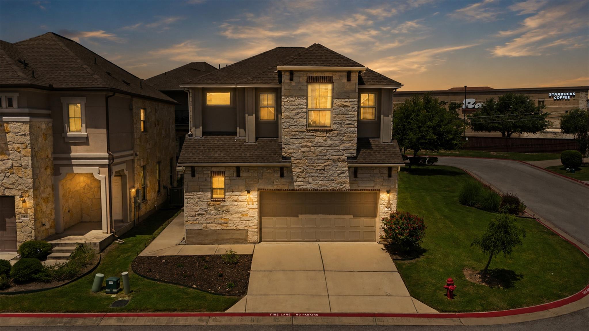 2105 Town Centre DR