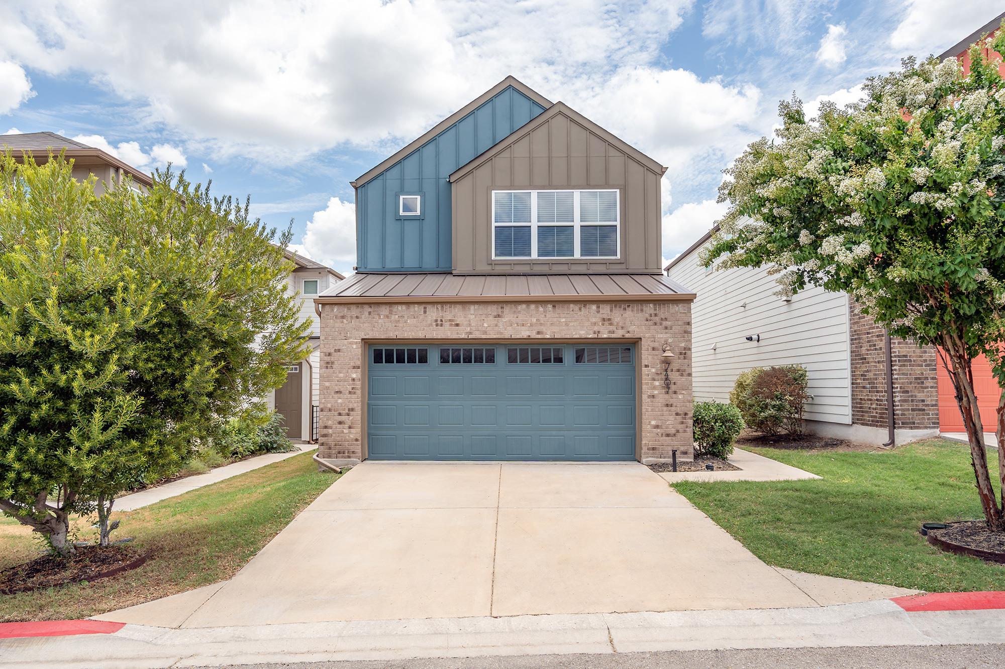 7407 Grand Linden WAY