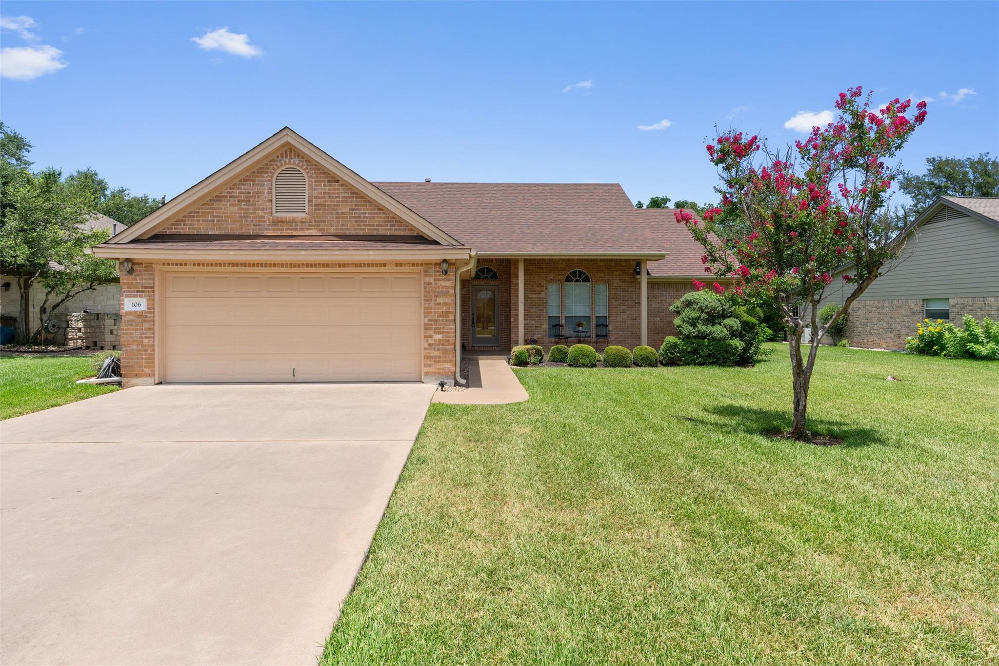 106 Stacey LN