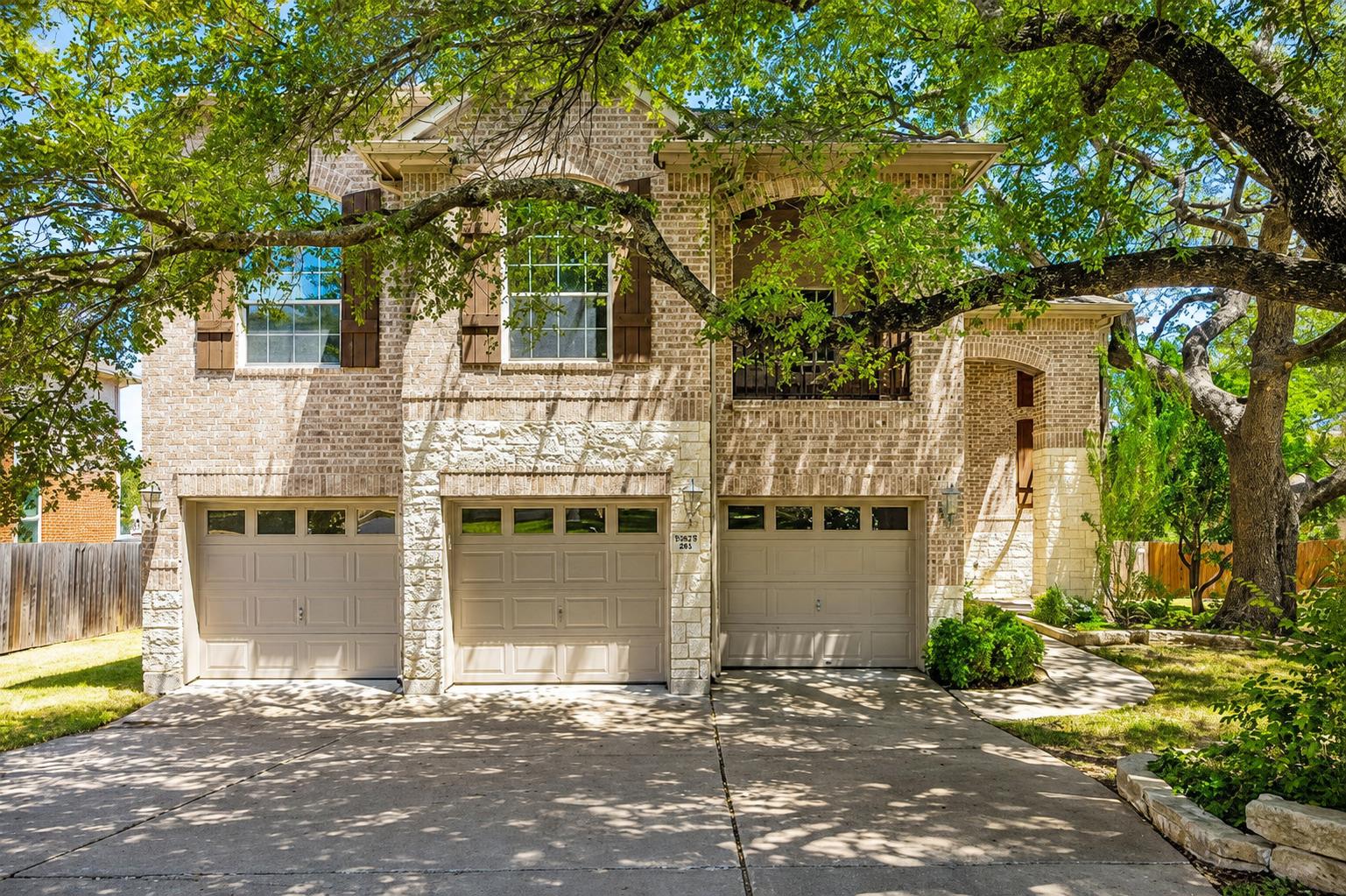 9905 Whitley Bay Dr