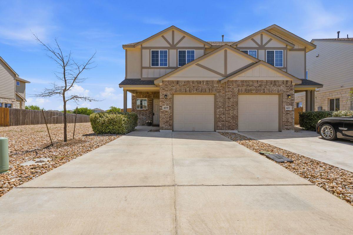 419 White Steppe WAY