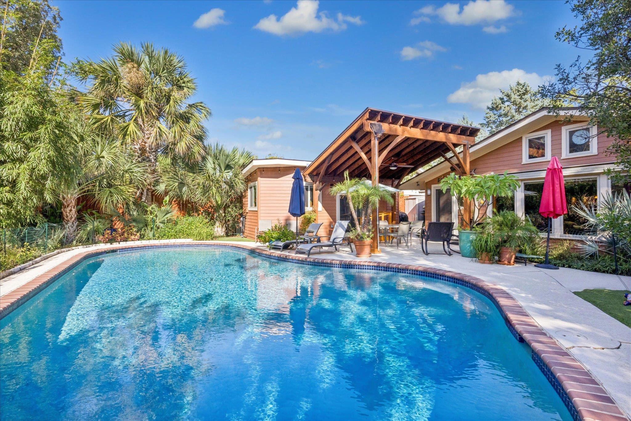 3009 McElroy DR