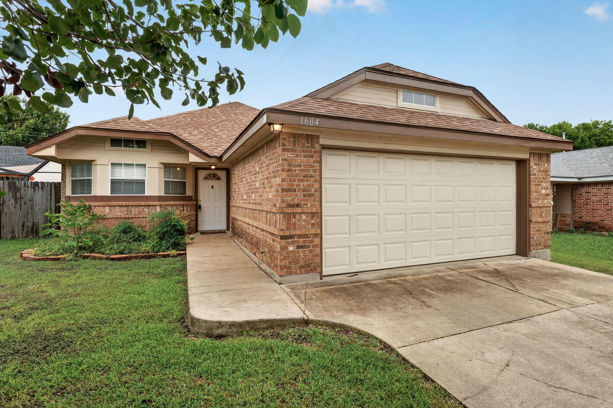 1604 Southwestern TRL